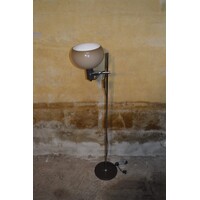thumb-Retro vloerlamp met bruine mushroom acryl kap en verchroomde stang-7