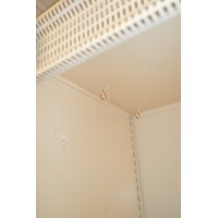 thumb-Industriële metalen kast uit oud ziekenhuis met luchtrooster-5