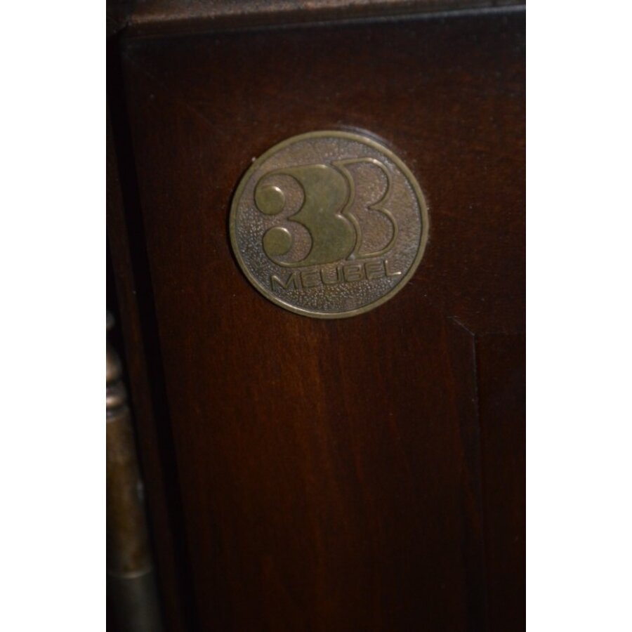 Noten vitrine wandkast van 3B Meubelen met glasdeuren en laden-5