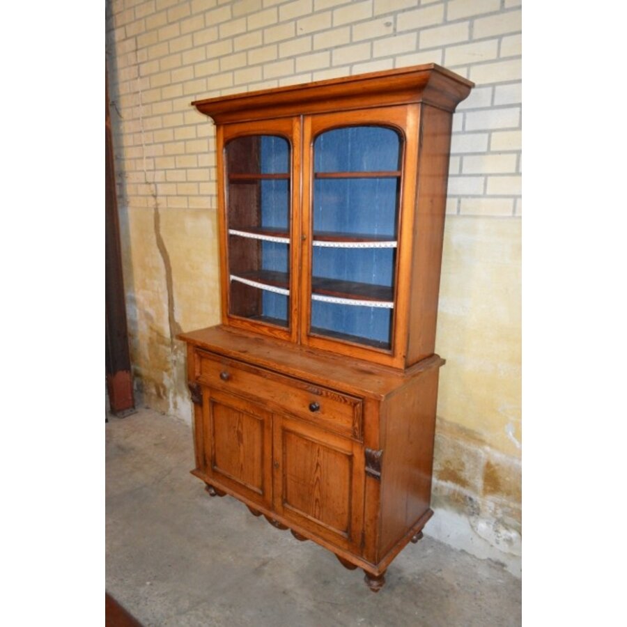 Massief grenen buffetkast rond 1920 – Tweedelig met glas-3