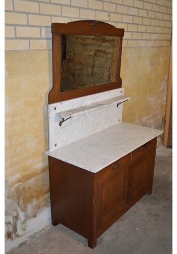 Antieke wastafel kast met marmer 