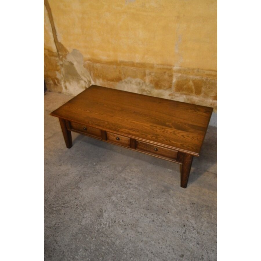 Grote massief eiken salontafel met drie lades-2