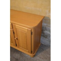 thumb-Tweedehands blank eiken dressoir met paneeldeurtjes en lade-3