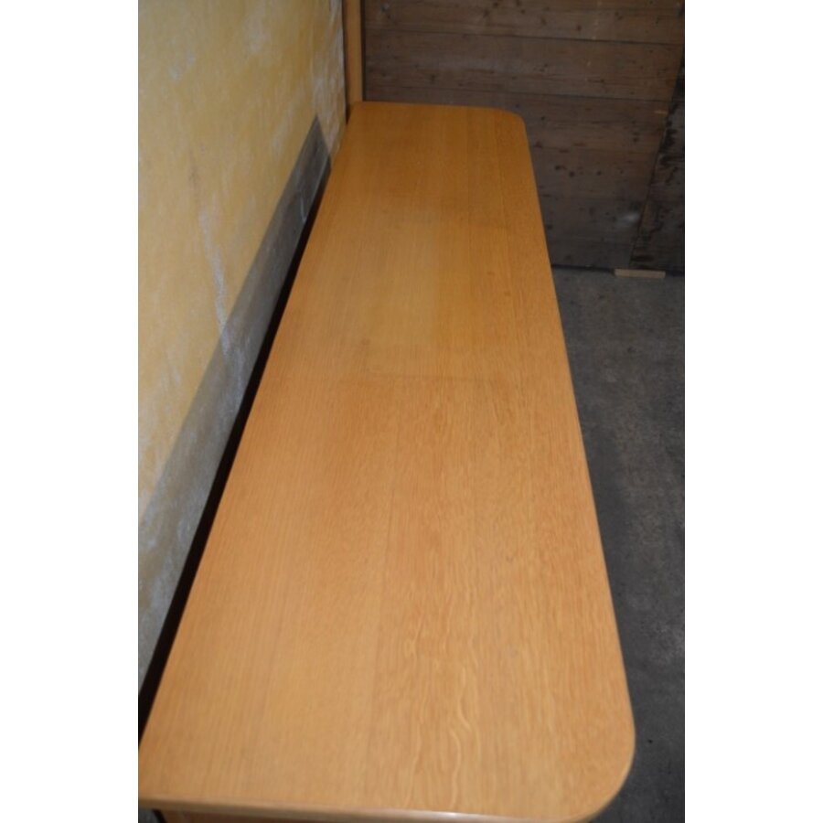 Tweedehands blank eiken dressoir met paneeldeurtjes en lade-8