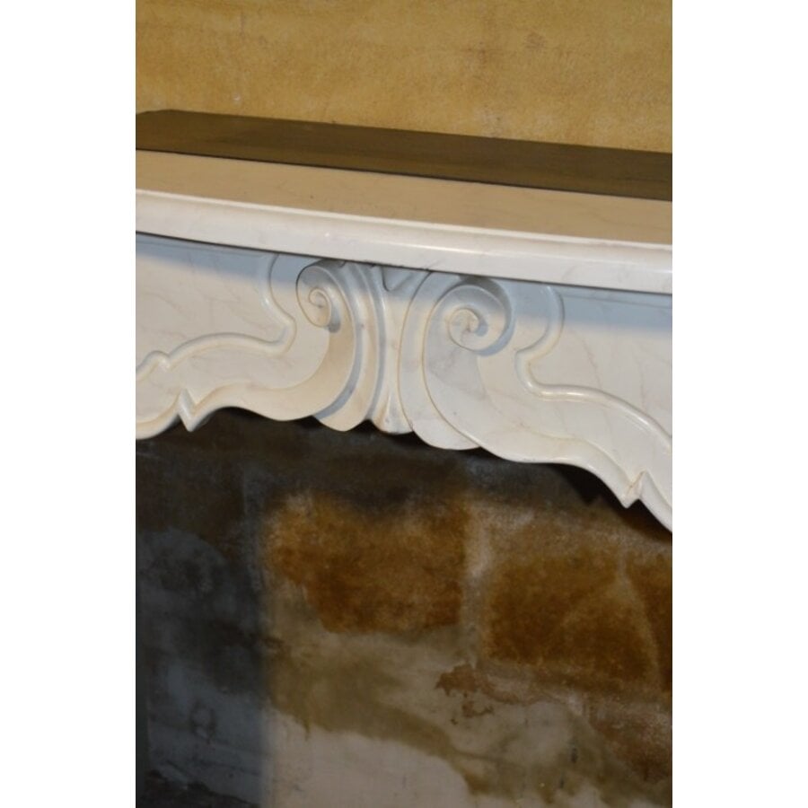 Decoratieve schouw van MDF met marmerlook afwerking-6