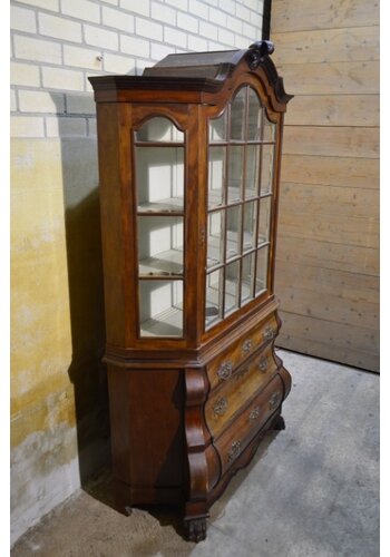 Mahonie buikkast Lodewijk XV stijl 