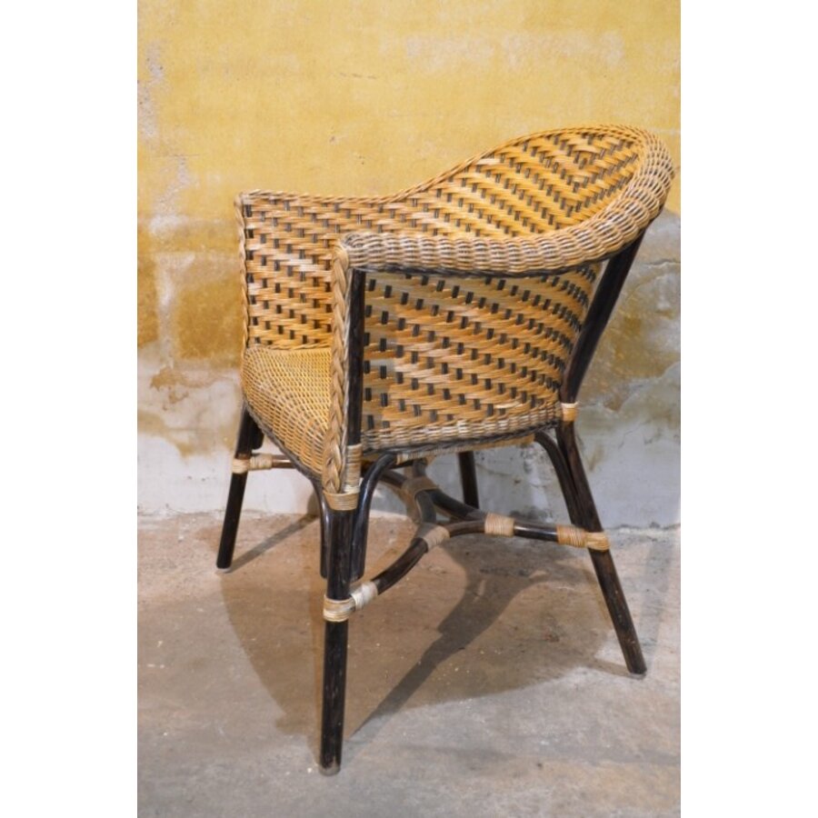 Tweedehands Taveerne rotan armstoel 2-kleurig met metalen onderstel-4