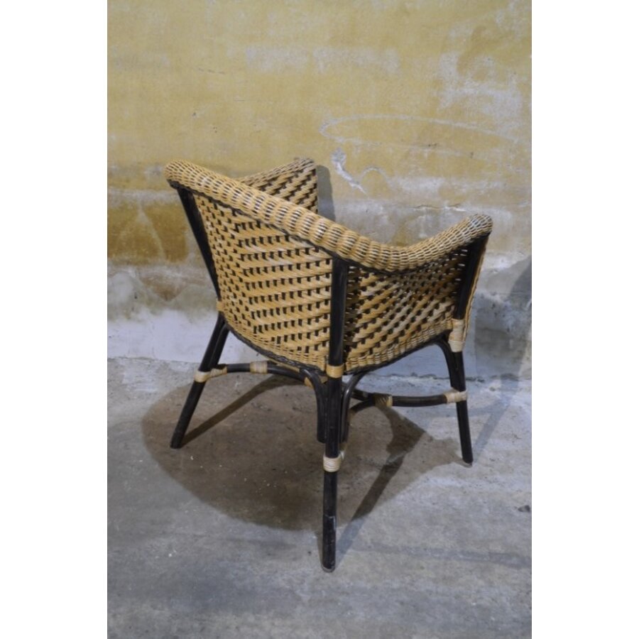 Tweedehands Taveerne rotan armstoel 2-kleurig met metalen onderstel-6