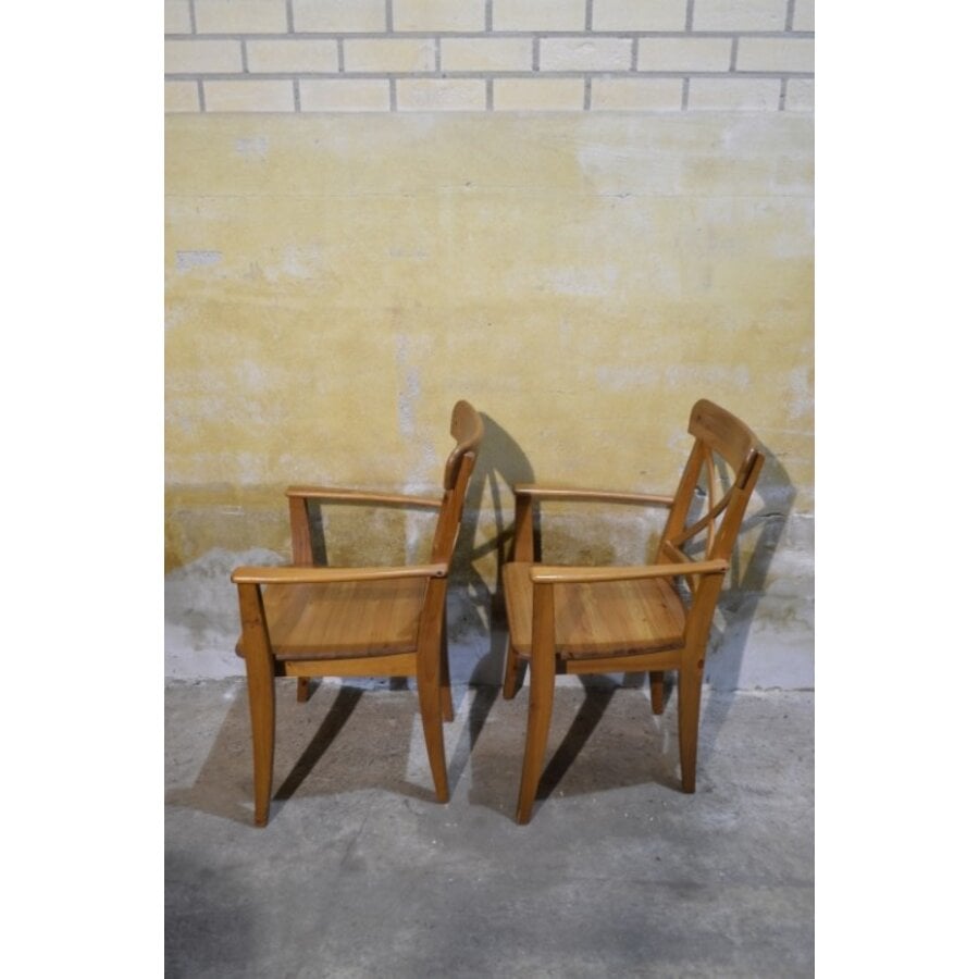 Set van 2 massief grenen armstoelen met kruisrug en lattenzitvlak-2