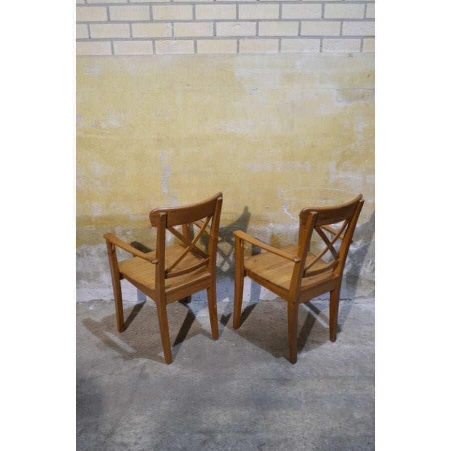 Set van 2 massief grenen armstoelen met kruisrug en lattenzitvlak-3