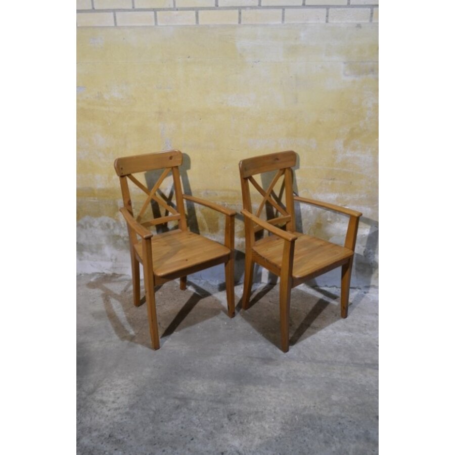 Set van 2 massief grenen armstoelen met kruisrug en lattenzitvlak-5