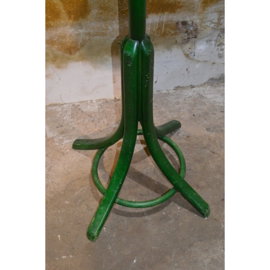 Staande houten kapstok in retro stijl met 12 haken groen-3