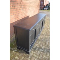 thumb-Vintage dressoir van massief teakhout zwart geschilderd met schuifdeuren-2