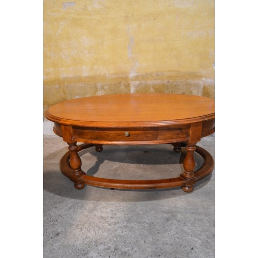 Klassieke grote ovale salontafel van mahonie-3