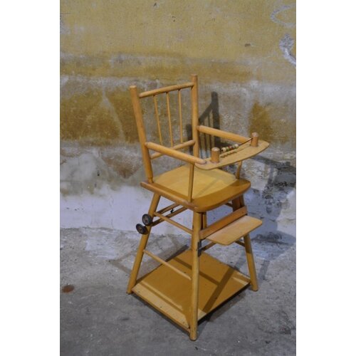 Poppenstoel / kinderstoel jaren 50 