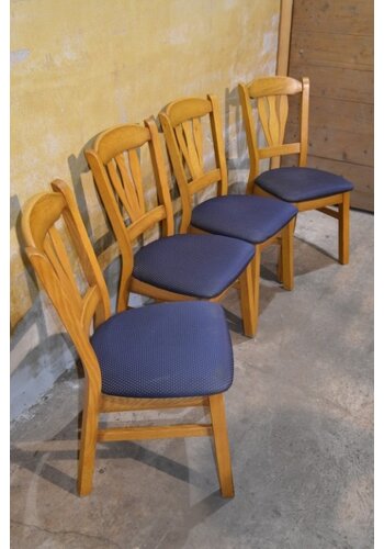 Eiken keukenstoelen jaren 70 set 4 