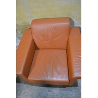 thumb-Oranje leren design fauteuil met metalen pootjes-4