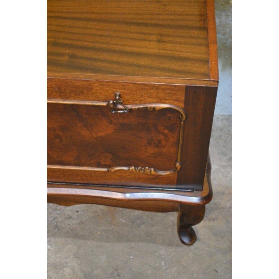 Vintage Engels lowboard op Queen Ann-pootjes – jaren 70-3