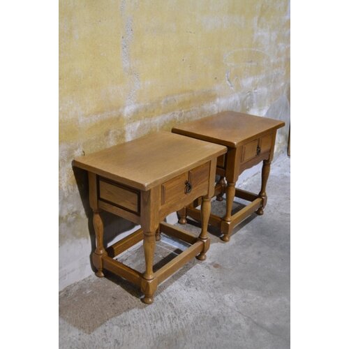 Eiken nachtkastje 2x 