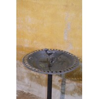 thumb-Zwart metalen vogelschaal met metalen vogeltje-4