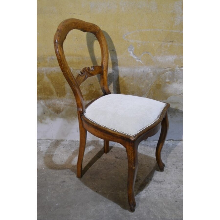 Engelse stoel met medaillonrugleuning circa 1880 – Vintage design-4