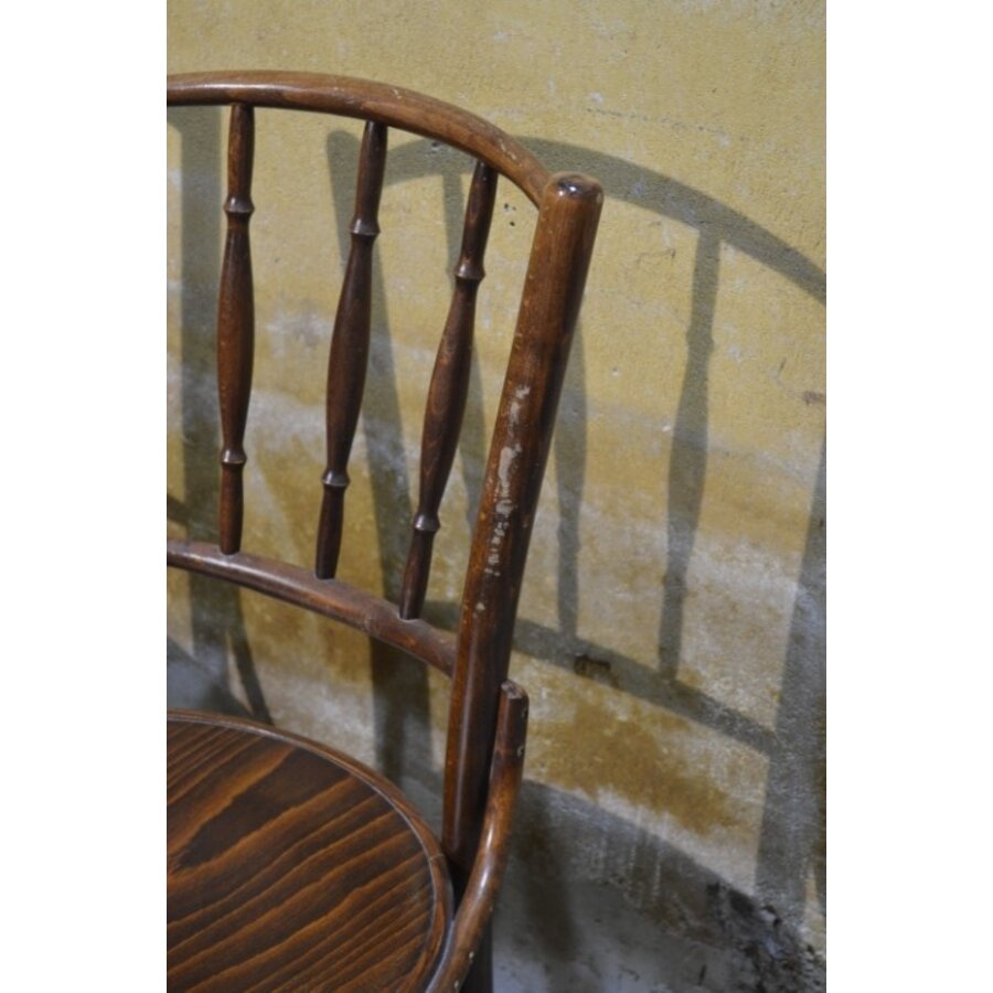 Vintage stoelen van gebogen hout in Thonet stijl-5