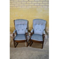 thumb-Eiken armstoelen met blauwe stofVintage eiken armstoelen – Blauwe kussens-2