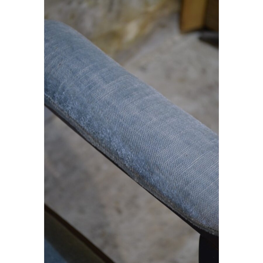 Eiken armstoelen met blauwe stofVintage eiken armstoelen – Blauwe kussens-4