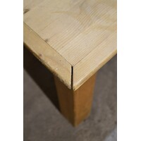 thumb-Lange grenenhouten eettafel met natuurlijke houtstructuur-3