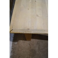 thumb-Lange grenenhouten eettafel met natuurlijke houtstructuur-7