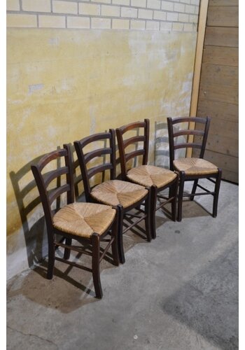 4 landelijke keukenstoelen 