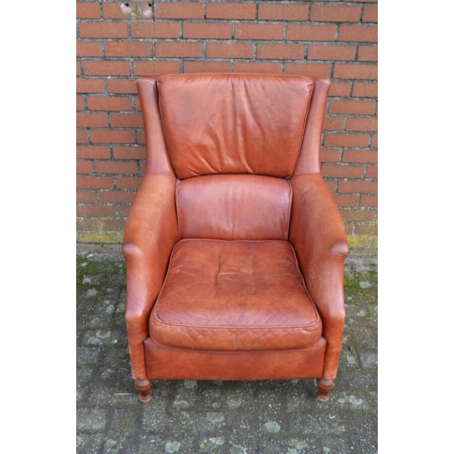 Engelse Bendic International Chesterfield fauteuil van cognackleurig schapenleer-2