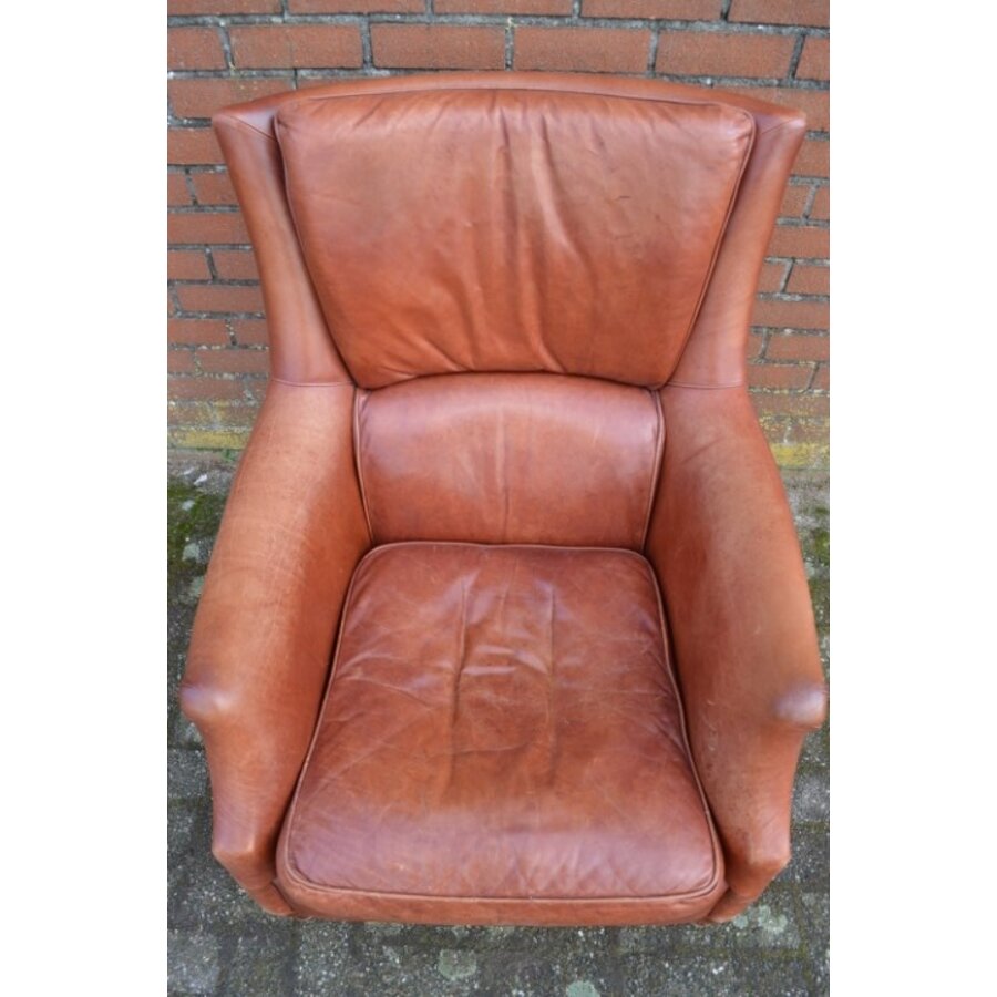 Engelse Bendic International Chesterfield fauteuil van cognackleurig schapenleer-3
