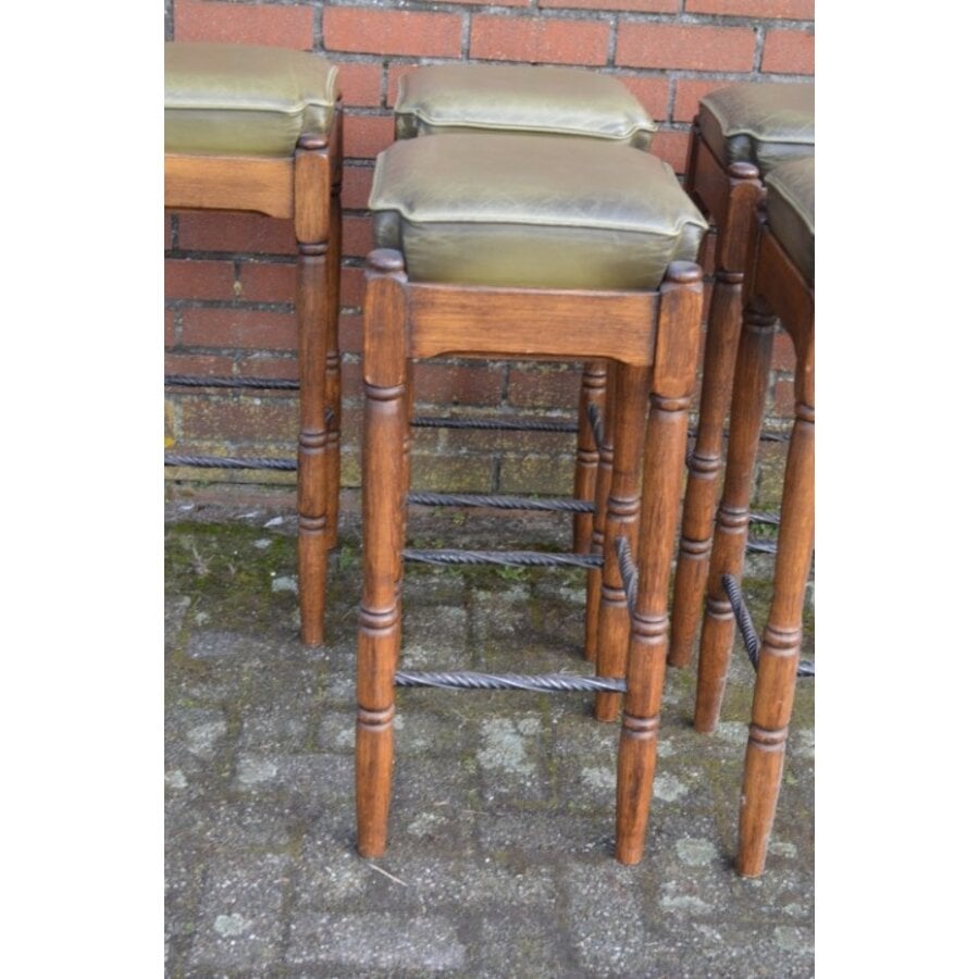 Set van 6 massief eiken barkrukken met leren zitting en metalen frame – mid-century-10