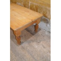 thumb-Grenen salontafel met lade en gedraaide poten-3