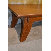 thumb-Massief donker eiken salontafel met sierlijke poten-2