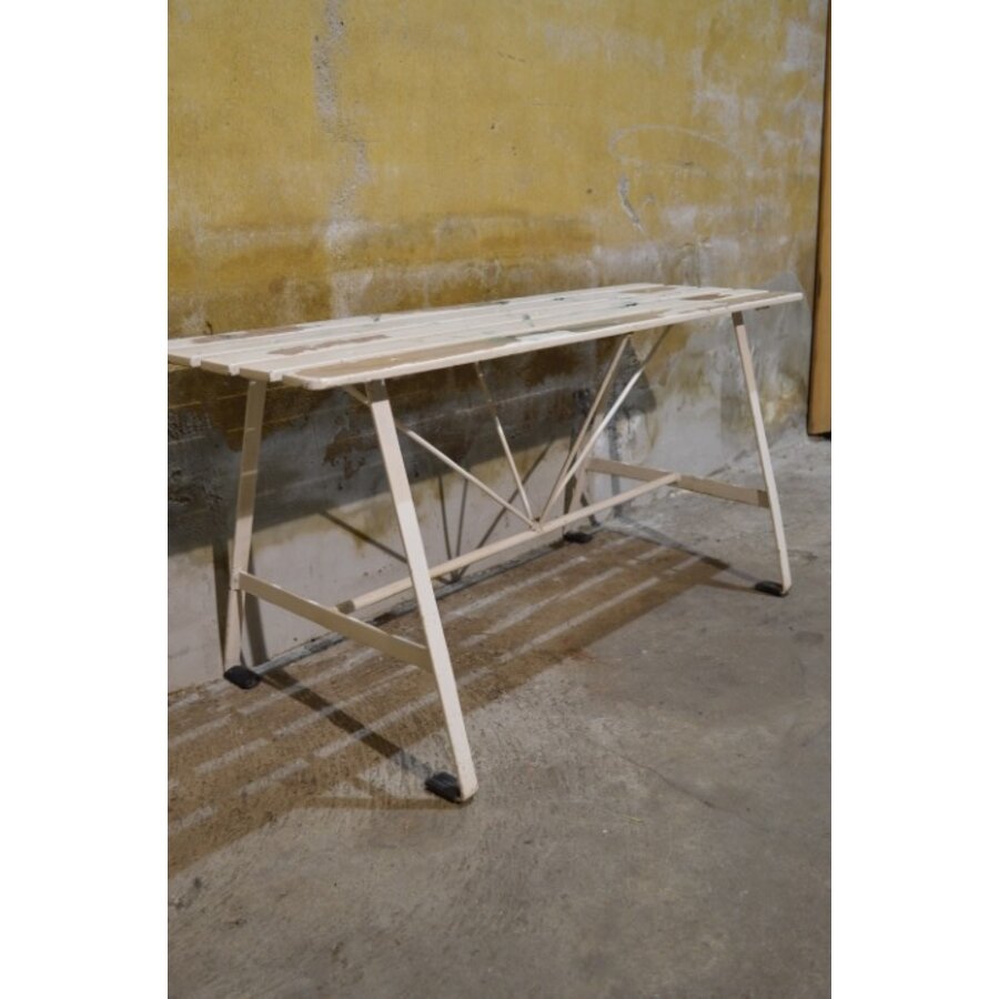 Vintage metalen bankje – hardhouten latten tuinbank-9