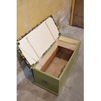thumb-Oude grenen zitkist in groen met beklede deksel en opbergruimte-7