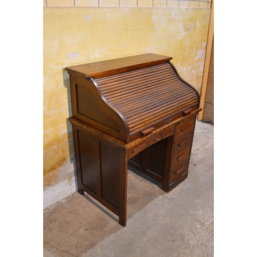 Antiek eiken bureautje met rolklep en secretaire indeling-1