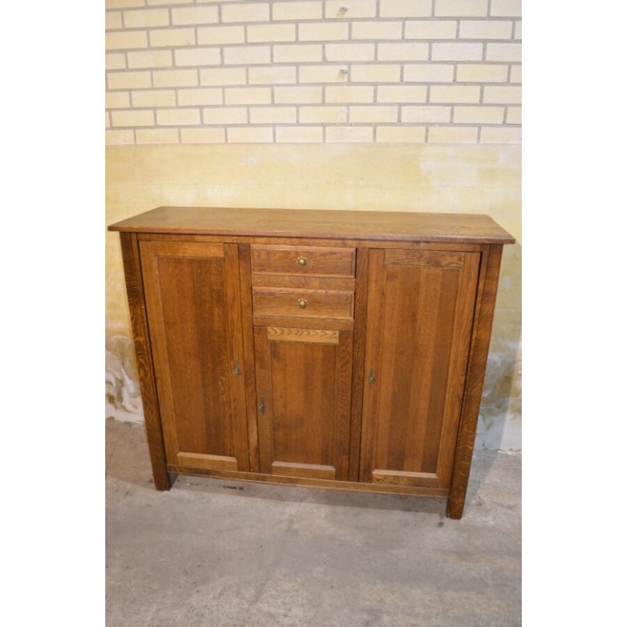 Donker eiken dressoir met schappen en laden-2