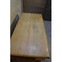 thumb-Massief grenen bureau met laden en zijkasten circa 1910-9