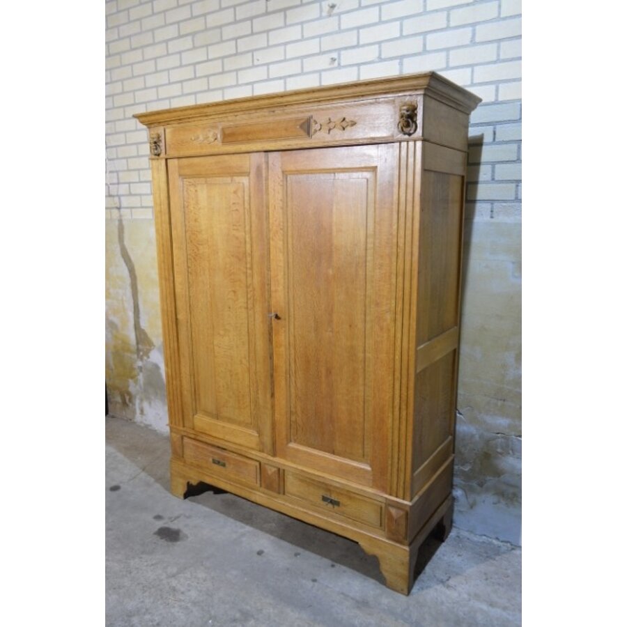 Antieke massief eiken kledingkast met laden en schappen-3