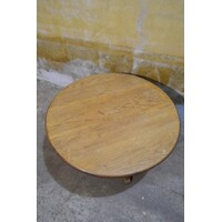 thumb-Ronde eiken salontafel met centraal voetstuk-2