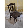LoodsVol, Tweedehands Vintage houten caféstoel met warme uitstraling
