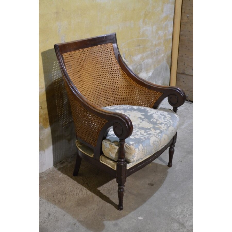 Elegante Regency mahoniehouten bergère stoel met rieten rug-1