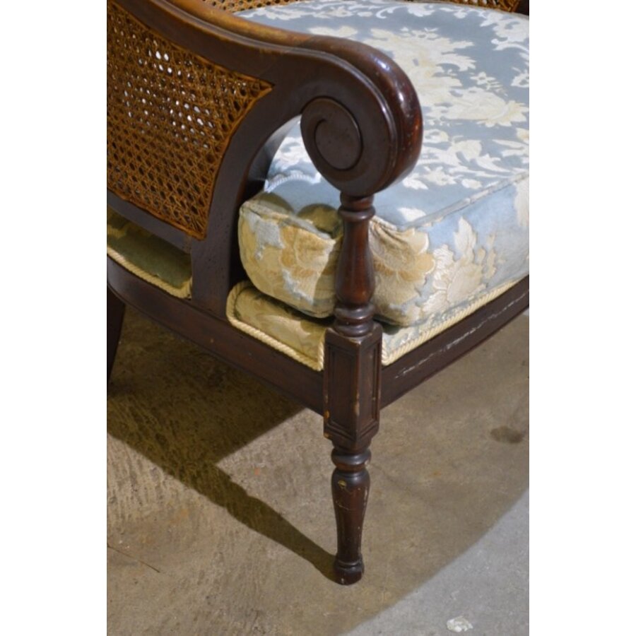 Elegante Regency mahoniehouten bergère stoel met rieten rug-2