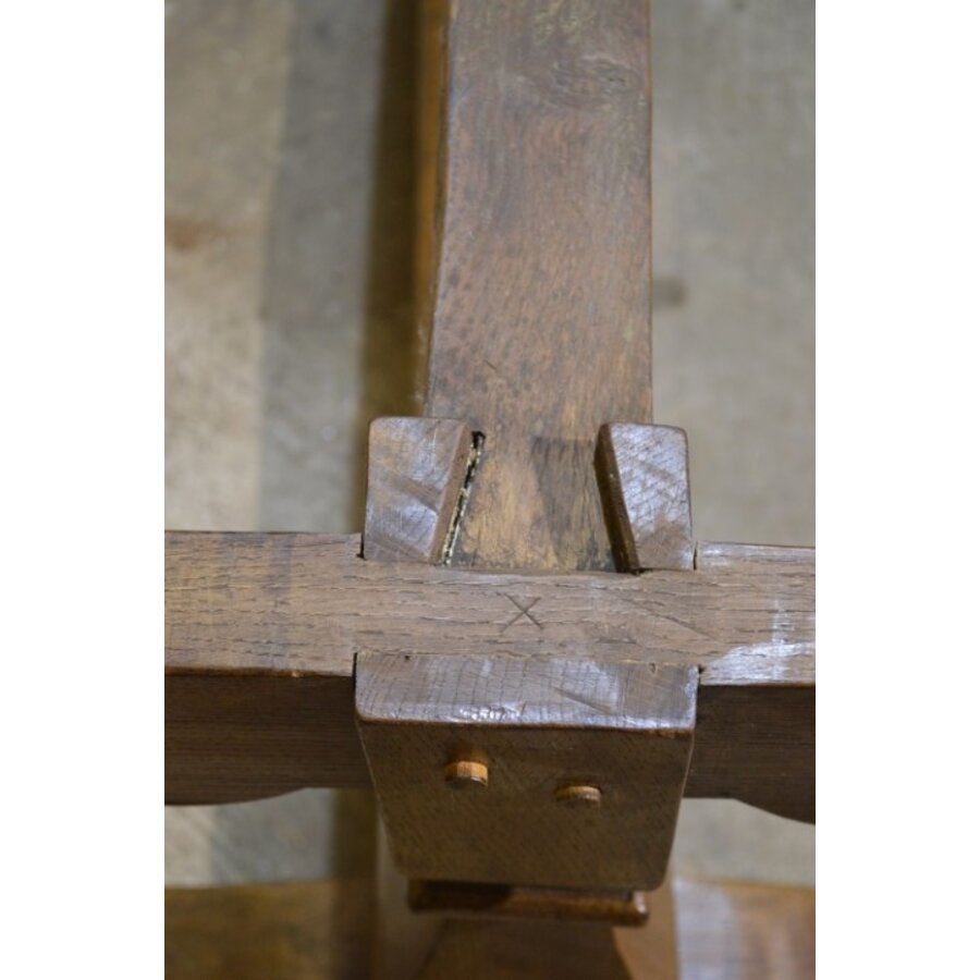 Antieke eiken lange kloostertafel met robuuste kolompoten-2