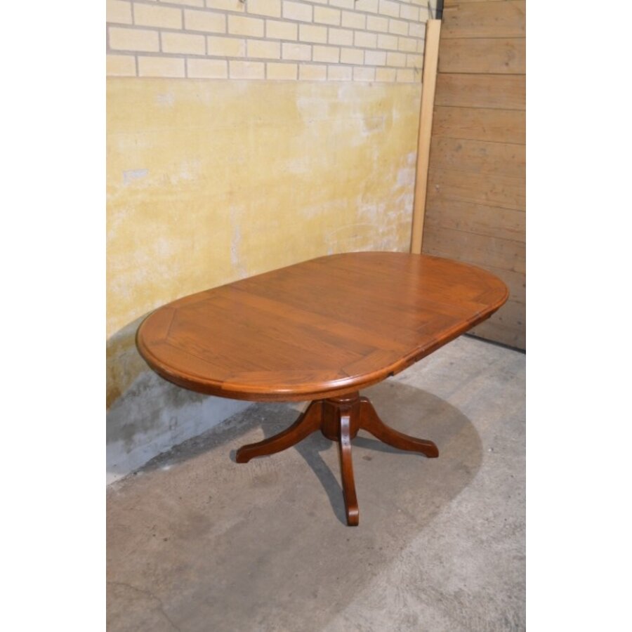 Massief eiken ovale uittrektafel in mahonie kleur-10