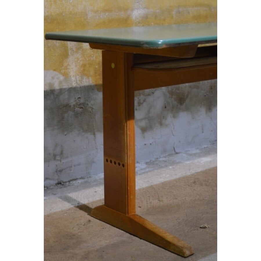 Retro schooltafel VS voor twee kinderen met beuken onderstel-3