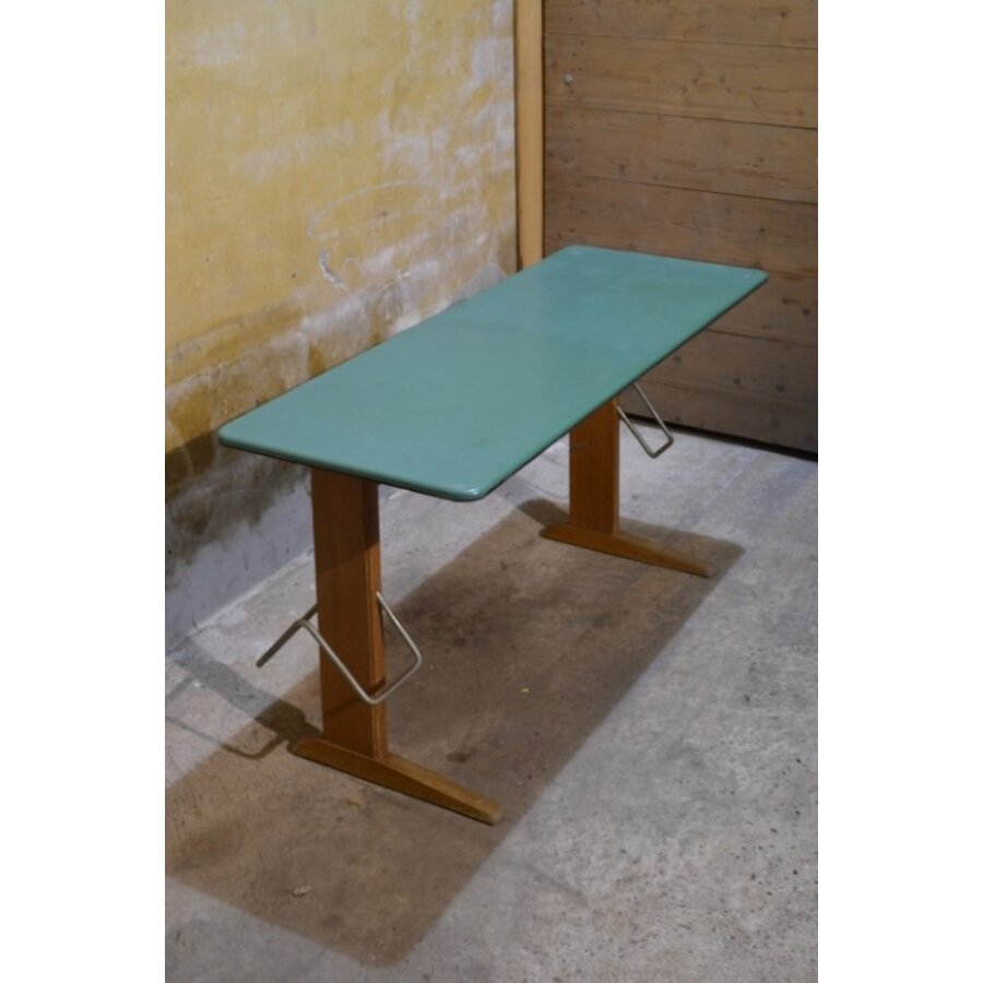 Retro schooltafel VS voor twee kinderen met beuken onderstel-1